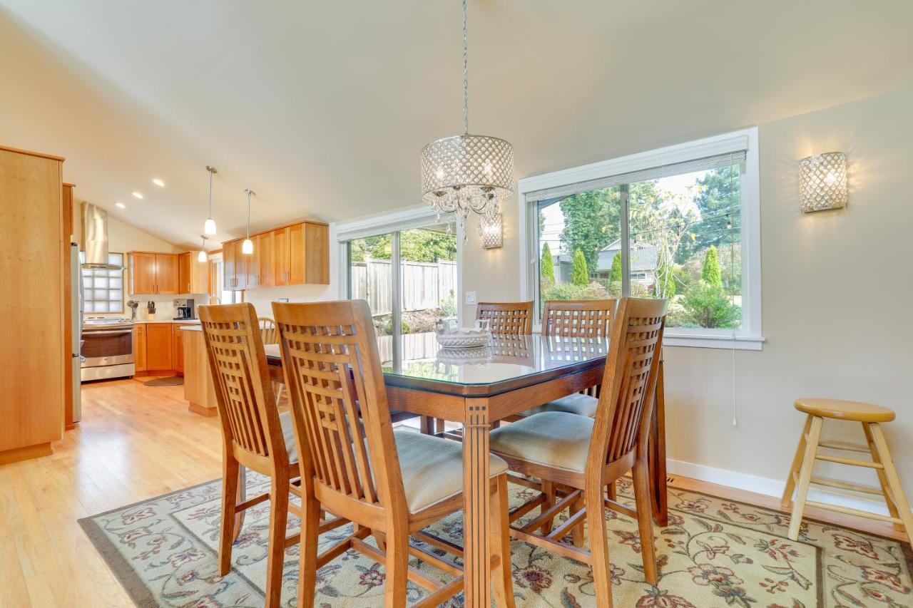 Beautiful Seattle Home With Patio About 9 Mi To Downtown Ngoại thất bức ảnh