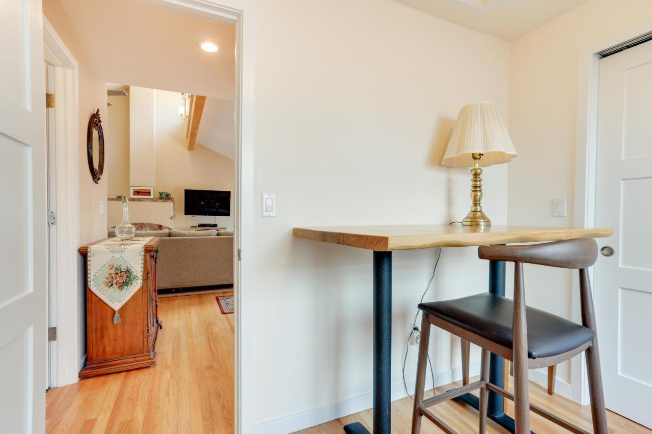 Beautiful Seattle Home With Patio About 9 Mi To Downtown Ngoại thất bức ảnh